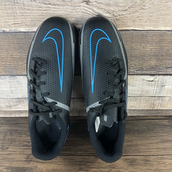 NWOT Nike Phantom GT Academy Indoor Soccer Cleats Boys Youth Size 2 - Picture 7 of 9